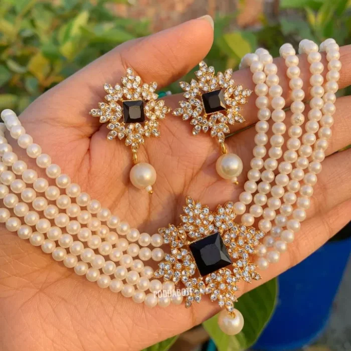 Black Pearls Choker With Earrings - Jewellery Sets